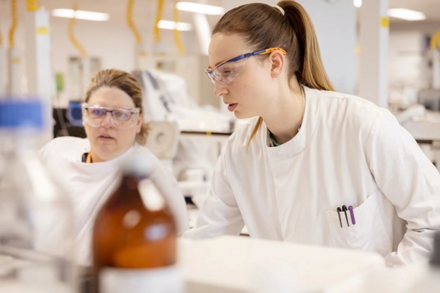 Wissenschaftlerinnen im Labor